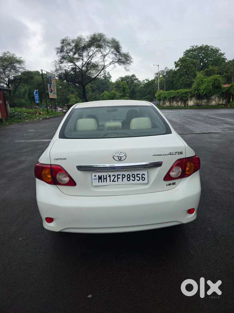 Toyota Corolla Altis Vl At, 2010, Petrol