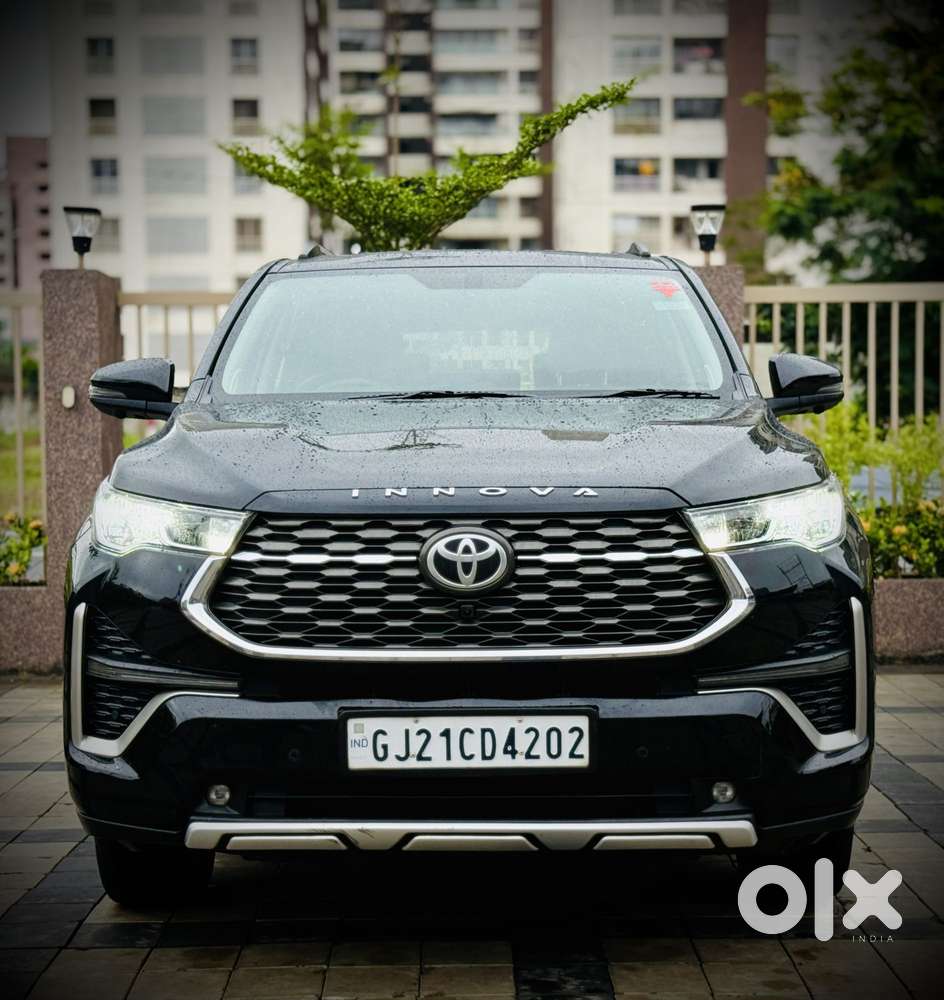 Toyota Innova Hycross 2.0 Zx Hybrid 7 Str, 2023, Electric