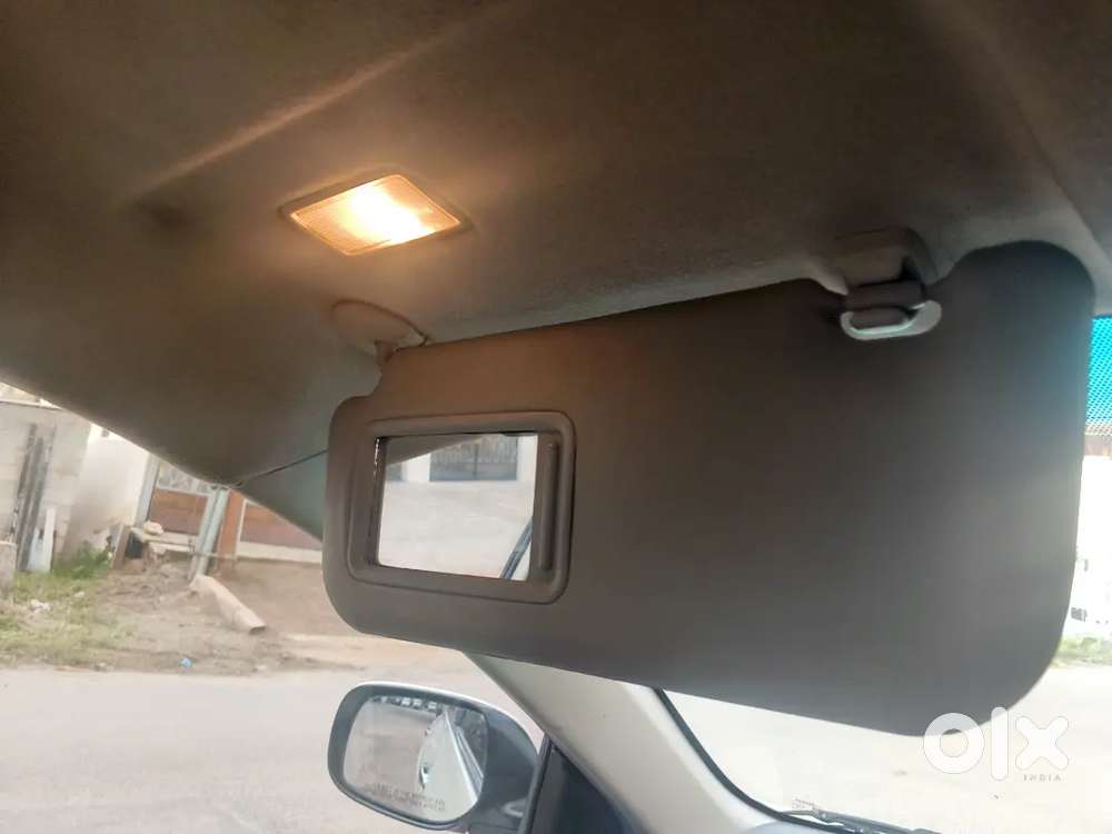 Toyota Corolla Altis 2012