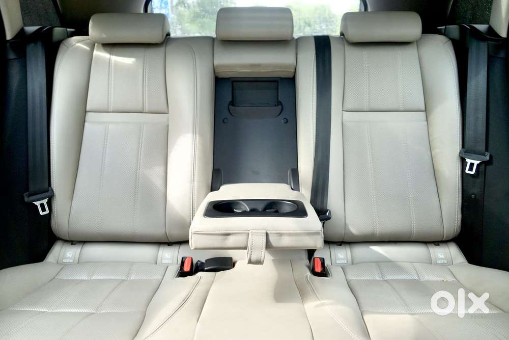 Land Rover Range Velar R-dynamic S Petrol, 2023, Petrol