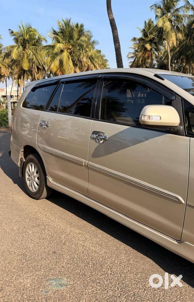 Toyota Innova 2.5 V 7 Str, 2013, Diesel