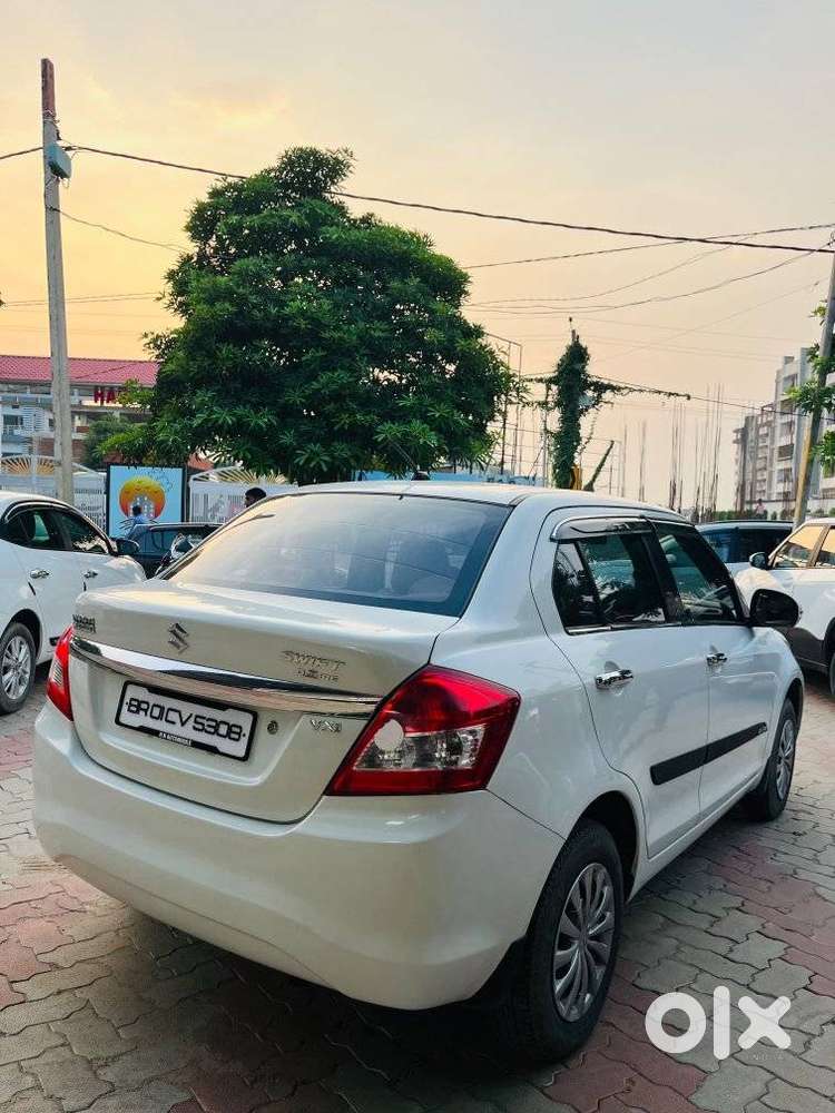 Maruti Suzuki Swift Dzire Vxi Optional, 2016, Petrol