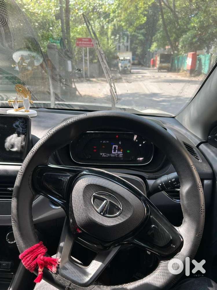 Tata Nexon Xe Petrol  Nov 2022  19,800 Km  Excellent Condition