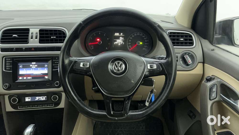 Volkswagen Vento 2013-2015 1.2 Tsi Highline At, 2016, Petrol