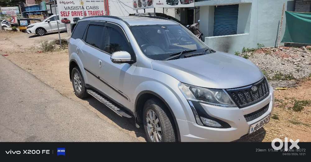 Mahindra Xuv500 2015 Diesel 142000 Km Driven