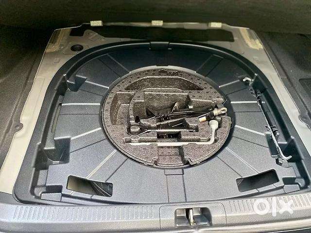 Toyota Camry Hybrid, 2022, Petrol