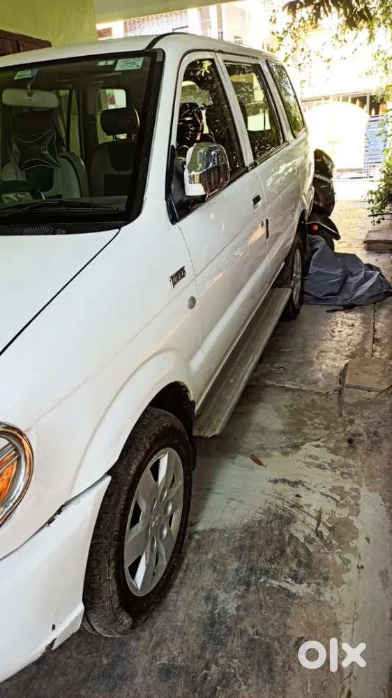 Chevrolet Tavera 2016 Diesel 170000 Km Driven