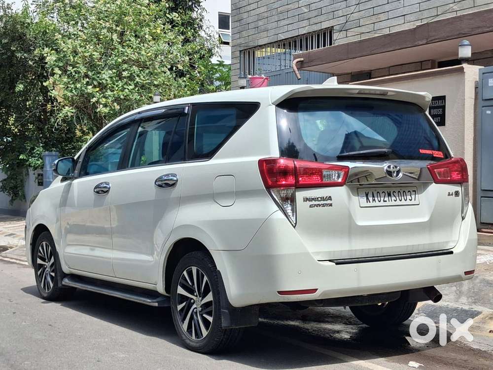 Toyota Innova Crysta [2020-ongoing] 2.4 ZX AT 7 STR, 2021, Diesel