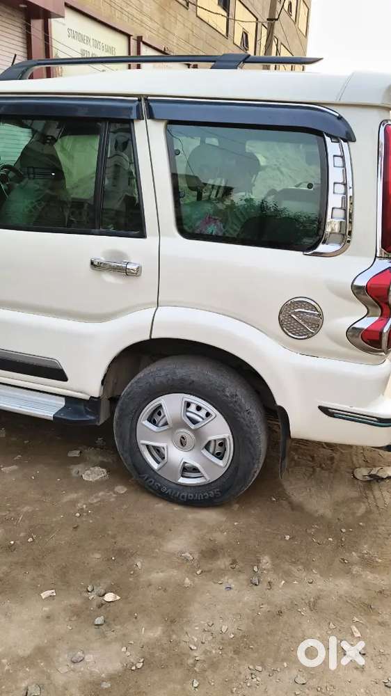 Mahindra Scorpio Classic 2023 Diesel 86000 Km Driven