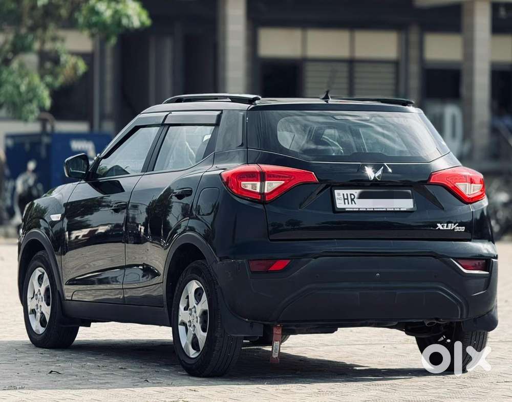Mahindra Xuv300 W6 Diesel, 2023, Diesel