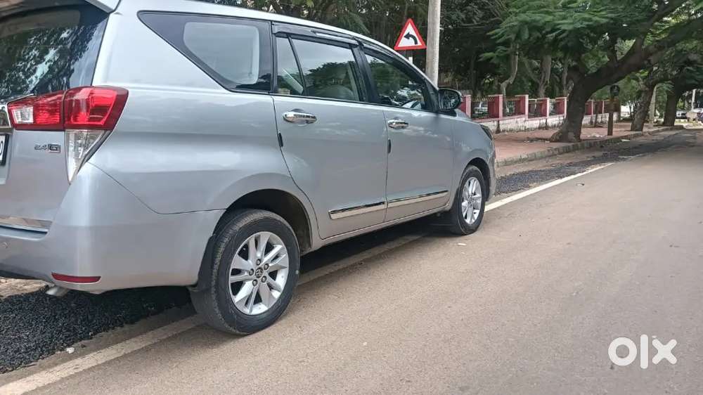 Toyota Innova Crysta Diesel 2018