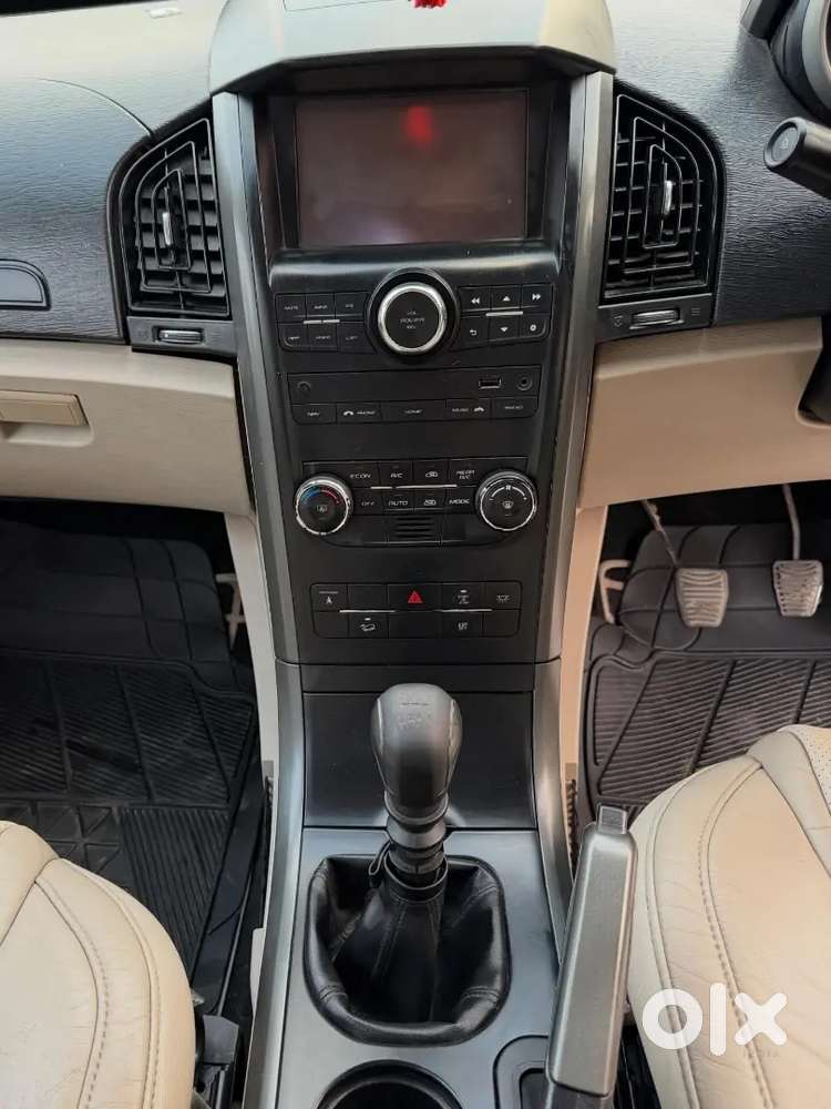 Mahindra Xuv500 2012 Diesel 45000 Km Driven