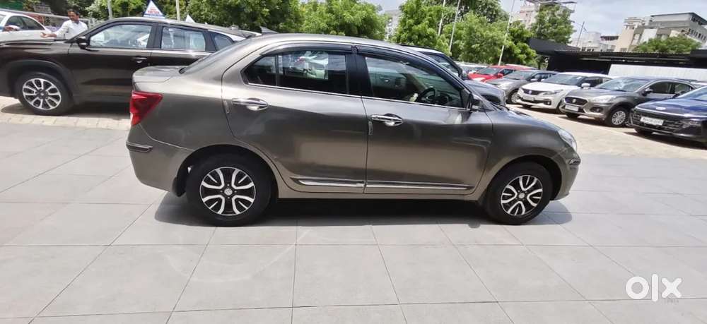Maruti Suzuki Dzire 1.2 Vxi, 2023, Petrol