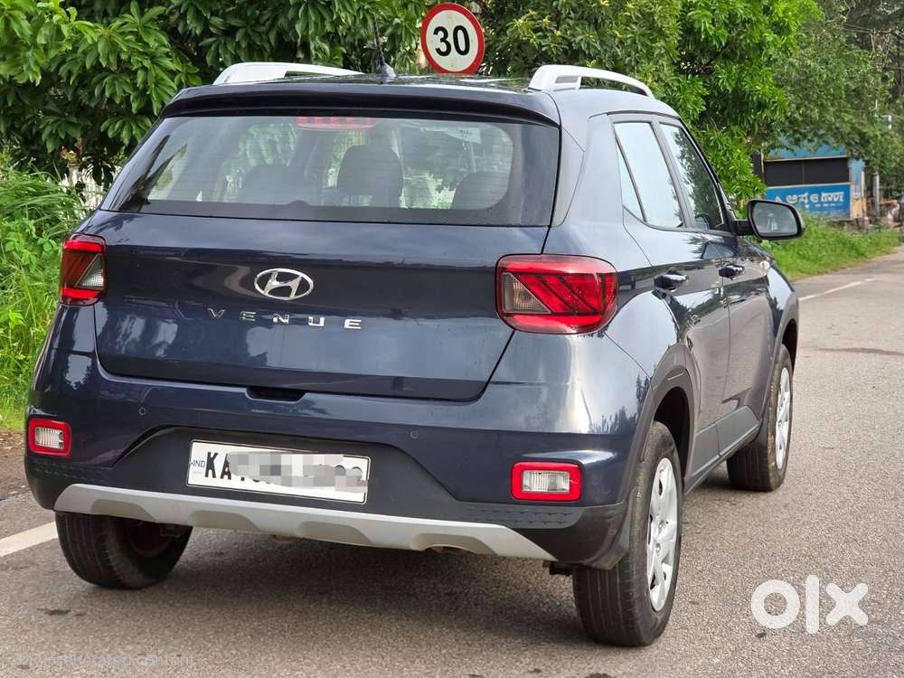 Hyundai Venue S, 2021, Petrol