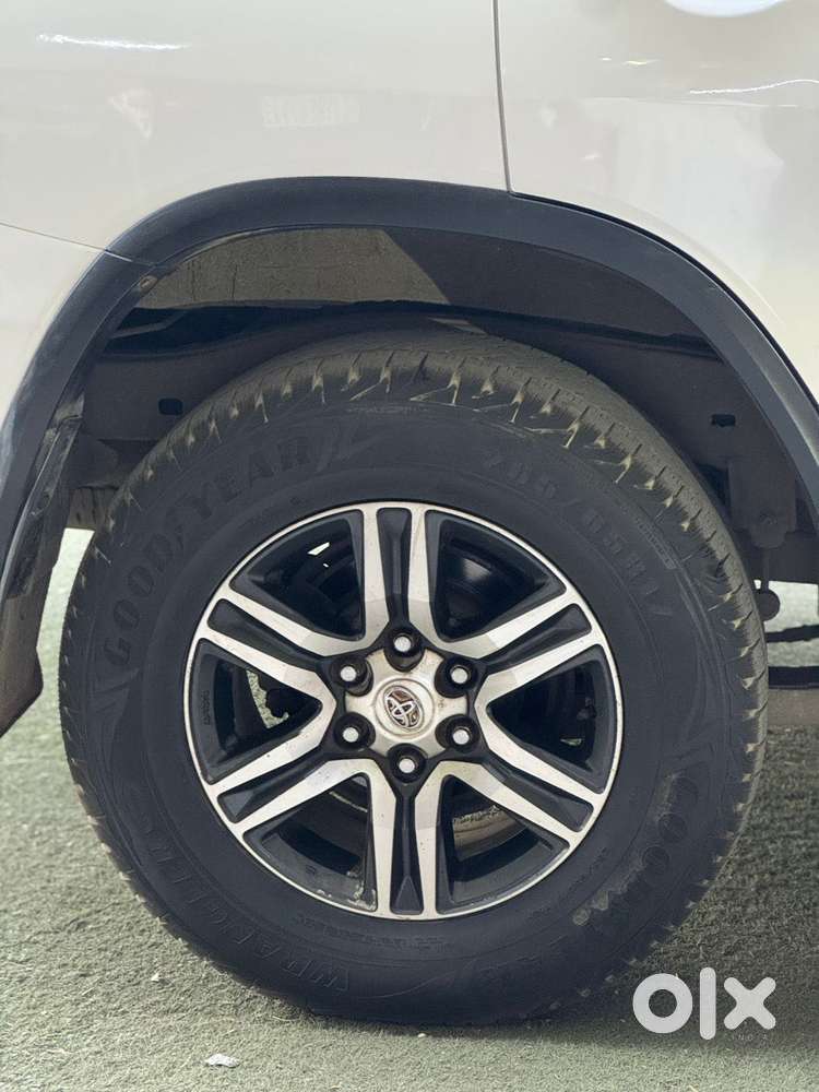 Toyota Fortuner 4x2 At 2.8 Diesel, 2018, Diesel
