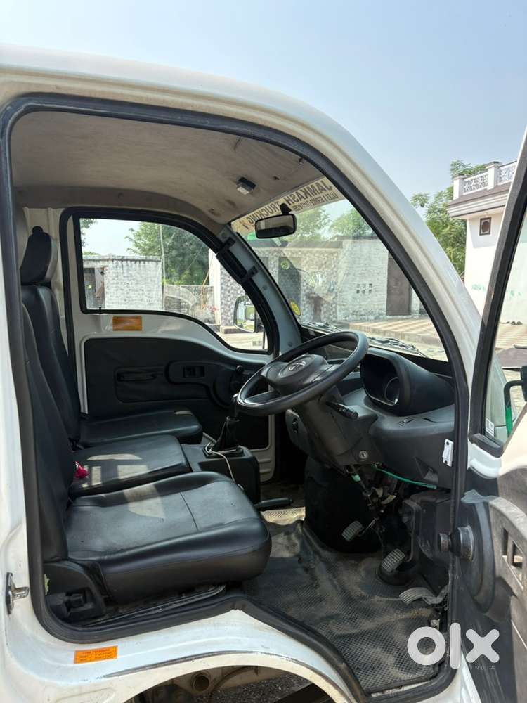 Tata Sumo Gold Petrol Manual 2025