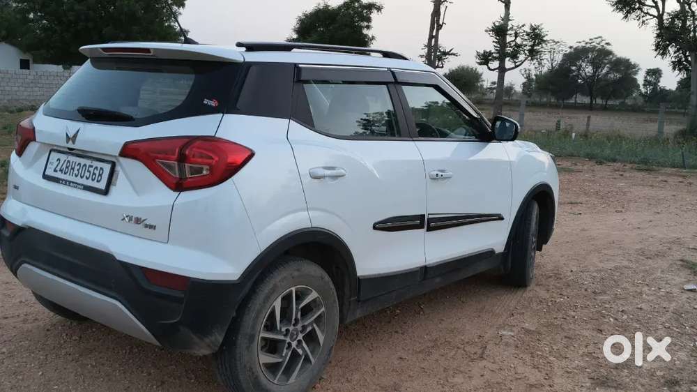 Mahindra Xuv300 Top Model 2024 Petrol 14500 Km Driven