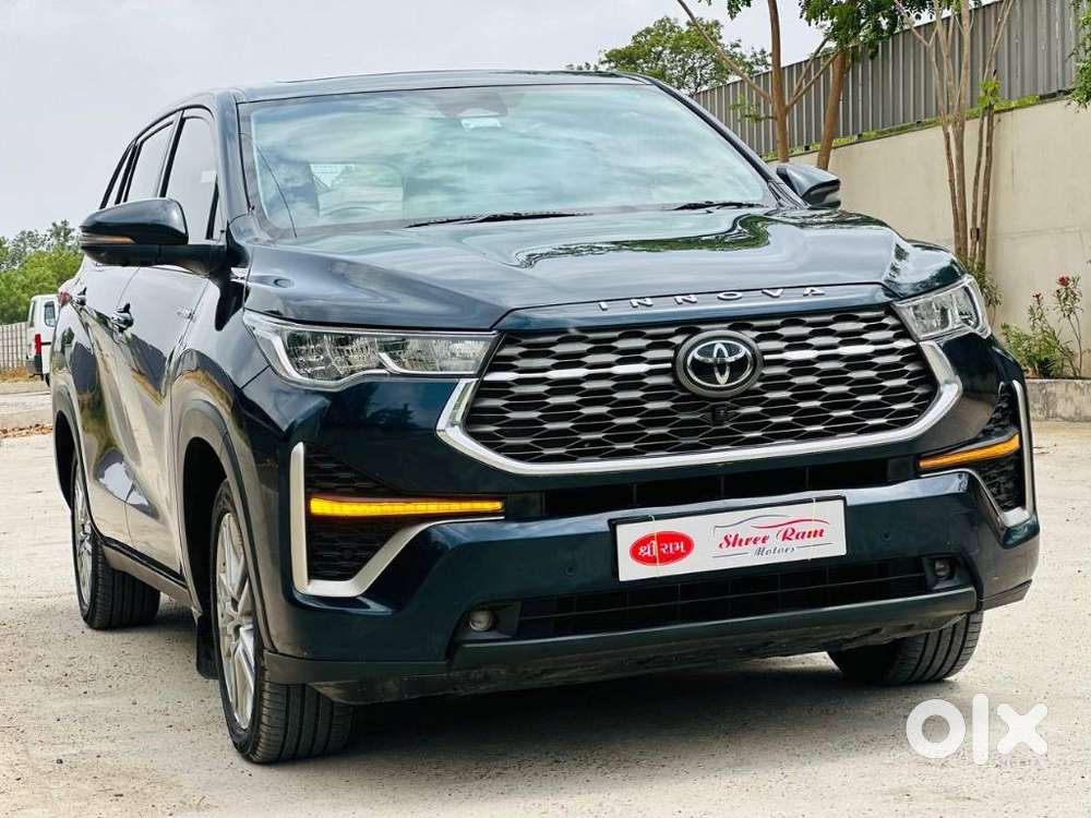 Toyota Innova Hycross 2.0 Zx Hybrid 7 Str, 2024, Petrol