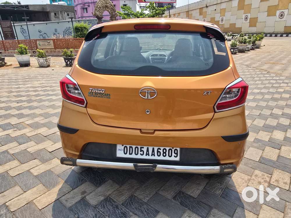 Tata Tiago 1.2 Revotron Xt (o), 2017, Petrol