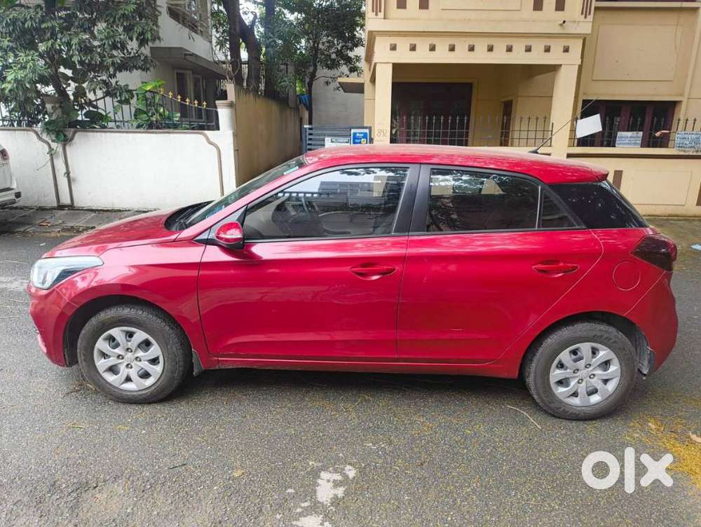 Hyundai i20 Sportz 1.2 VTVT, 2019, Petrol