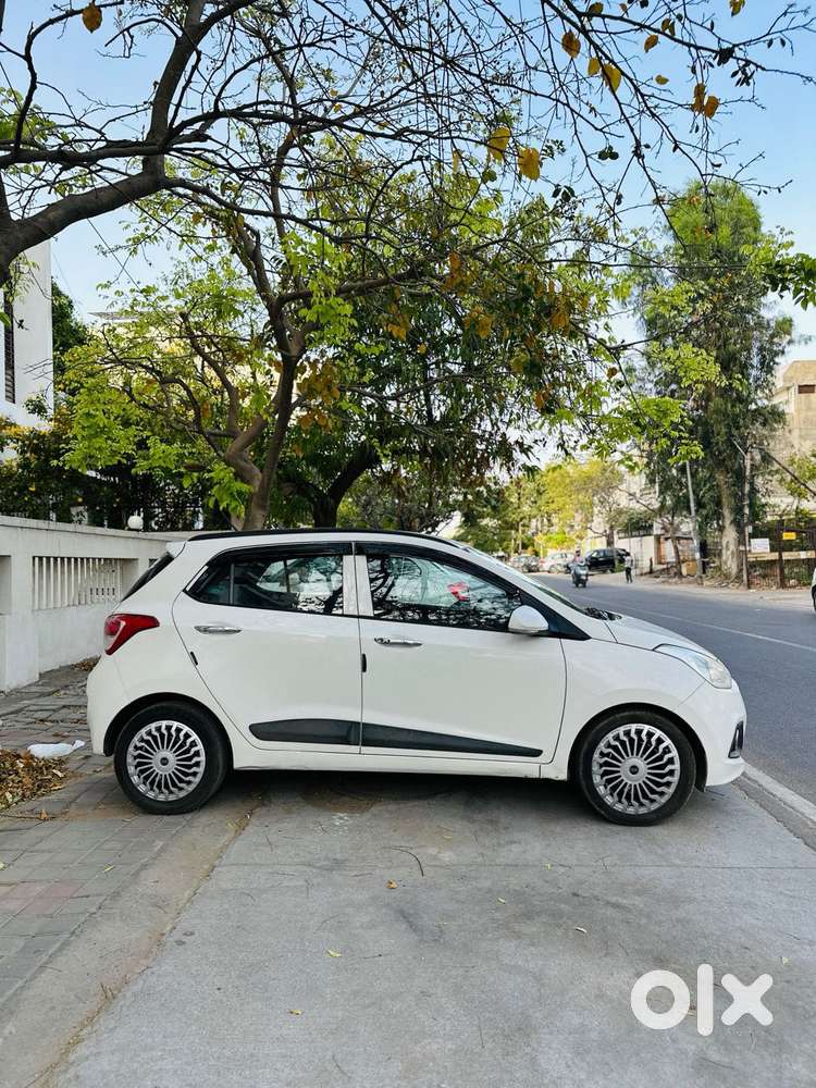 Hyundai Grand I10 Sportz 1.1 Crdi Limited Edition, 2015, Petrol