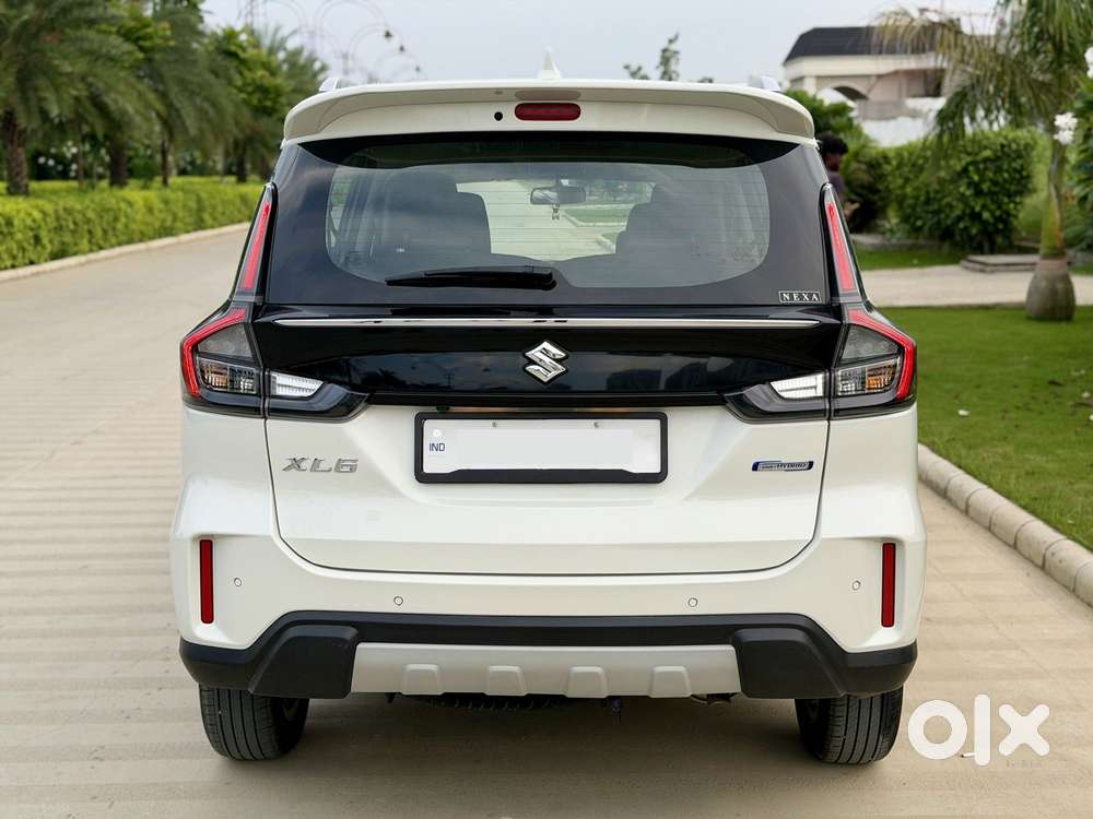 Maruti Suzuki Xl6 1.5 Zeta Mt, 2024, Petrol