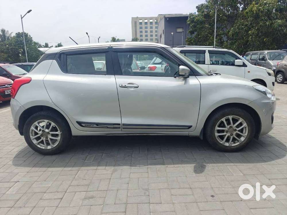 Maruti Suzuki Swift Zxi Plus, 2022, Petrol