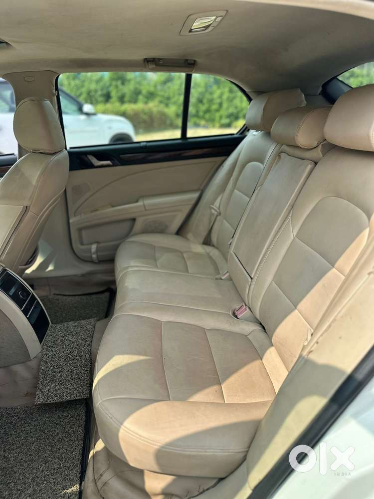 Skoda Superb Style 2.0 Tdi At, 2011, Diesel