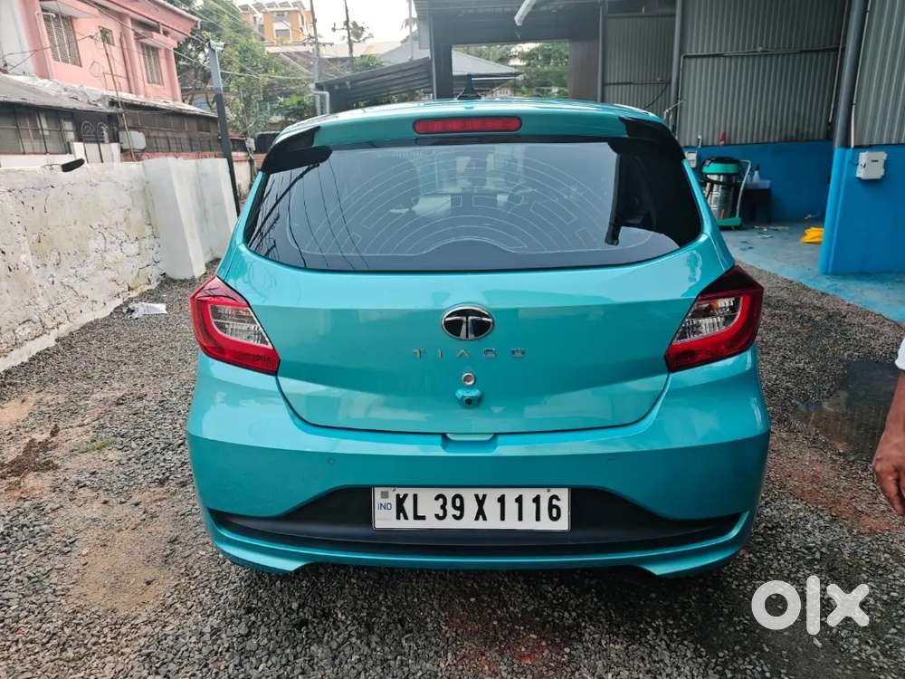 Tata Tiago Revotron 2026