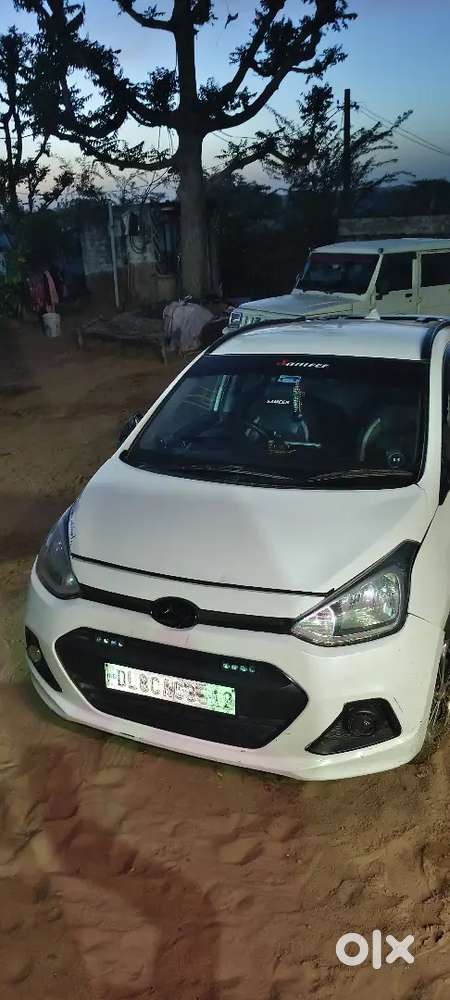 Hyundai Grand I10 2016 Cng & Hybrids Good Condition