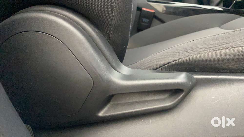 Tata Nexon Smart Plus S 1.2 Revotron Petrol 5 Mt, 2024, Petrol