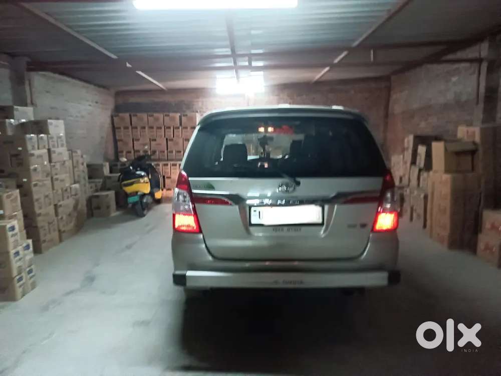 Toyota Innova 2015 Diesel Well Maintained