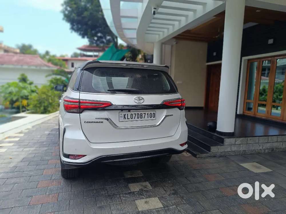 Toyota Fortuner Legender 2023 Diesel 19500 Km Driven
