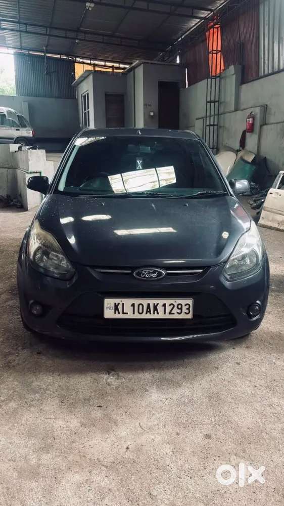 Ford Classic Titanium 2012 Variant Urgently Sale