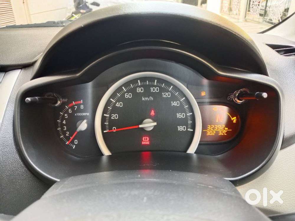 Maruti Suzuki Celerio Zxi Amt, 2017, Petrol