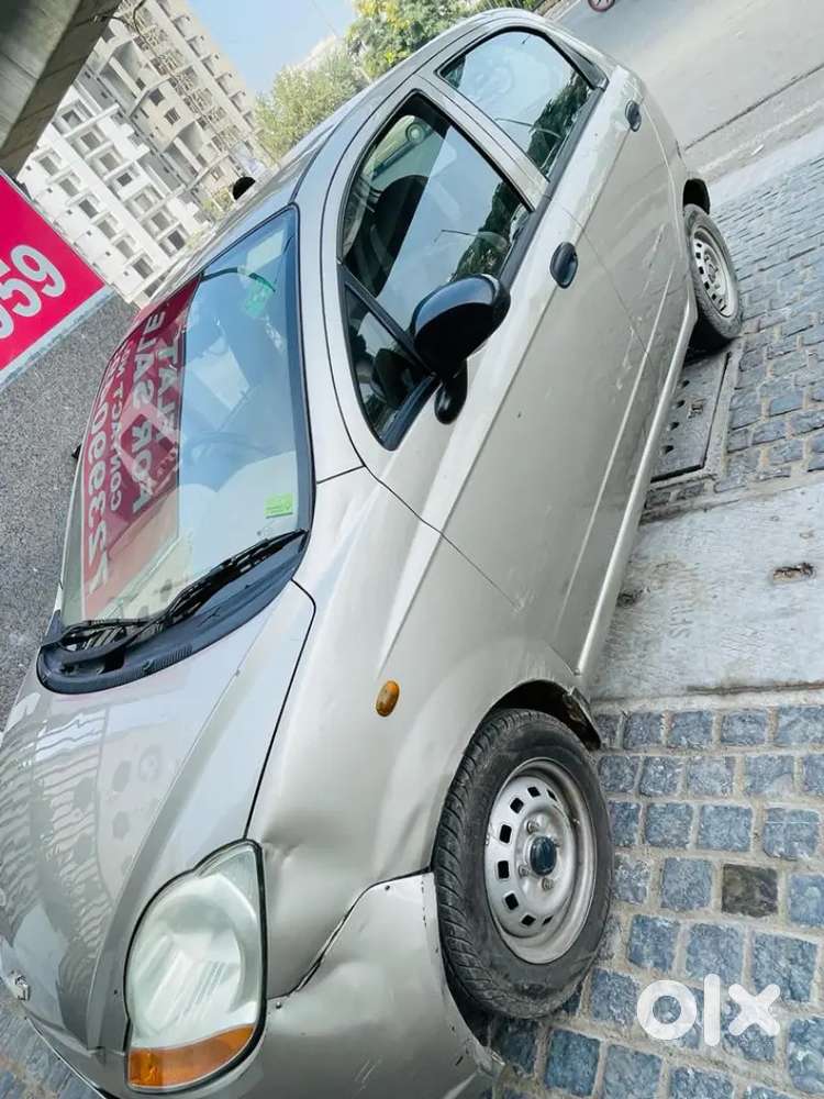 Chevrolet Spark 2011 Petrol Well Maintained