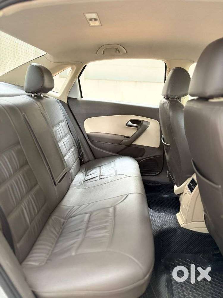 Volkswagen Vento, 2011, Petrol