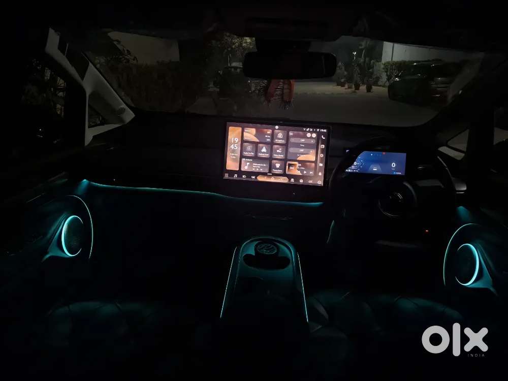 Mg Windsor Ev Essence Top Model