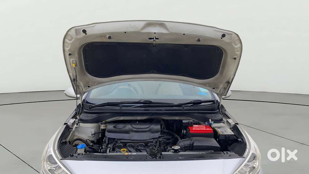 Hyundai Verna 1.6 Sx (o) Vtvt, 2017, Petrol