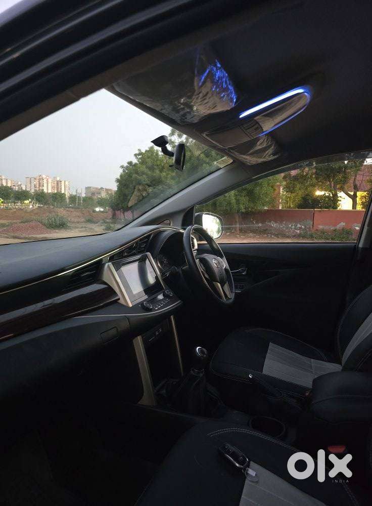 Toyota Innova Crysta 2.4 Vx Mt, 2016, Diesel