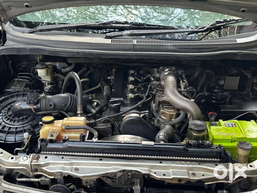 Toyota Innova 2012 Diesel Well Maintained