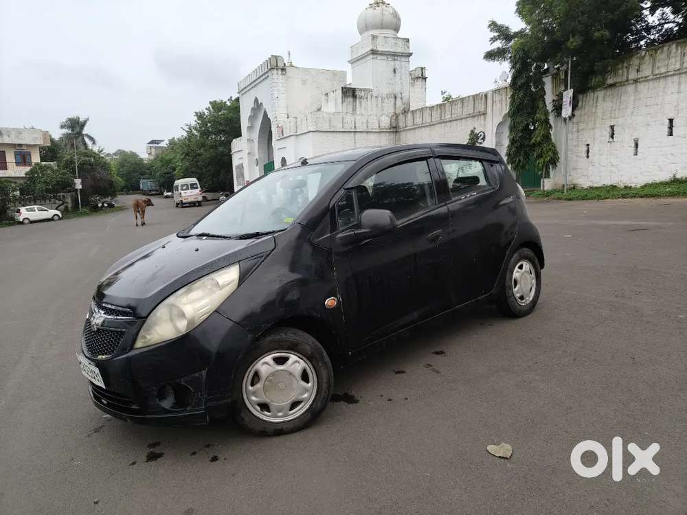 Chevrolet Beat Petrol 2010