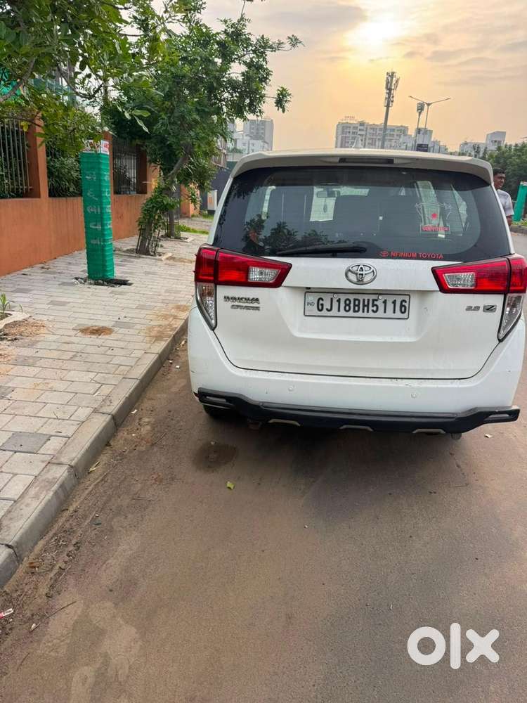 Toyota Innova Crysta 2018