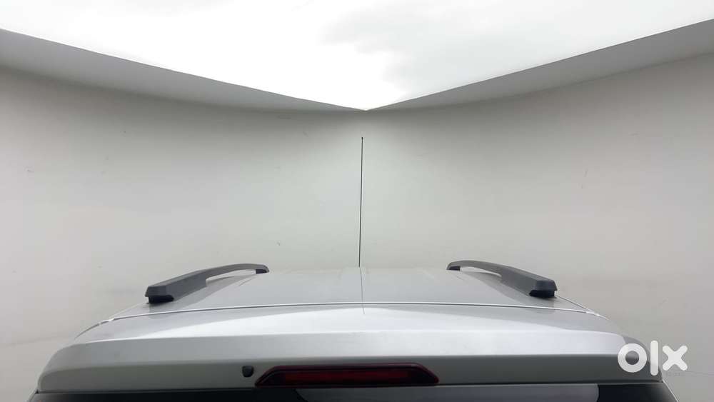 Renault Triber Rxz, 2022, Petrol