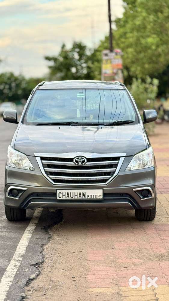 Toyota Innova 2.5 Gx 7 Seater Bs Iv, 2014, Diesel