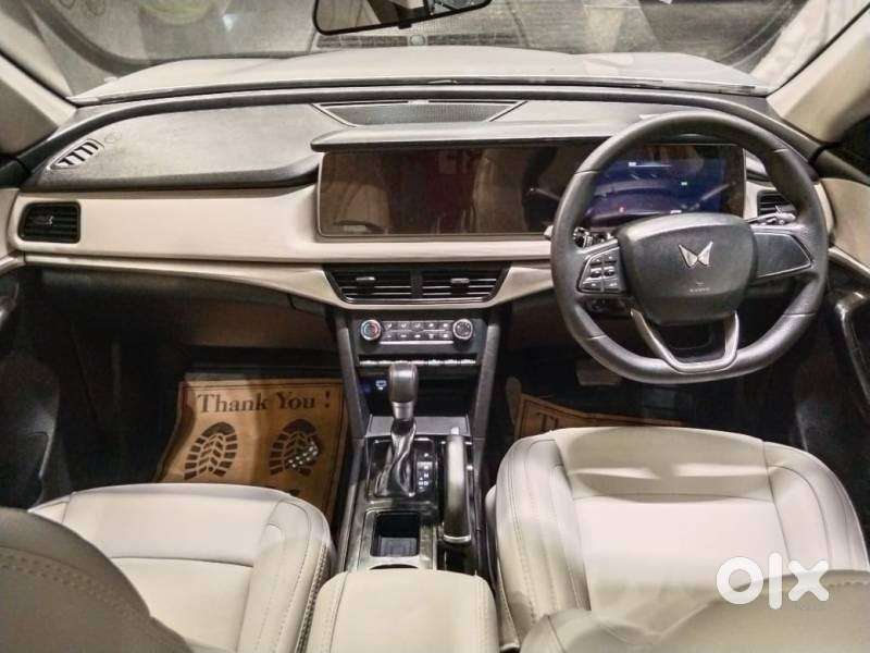 Mahindra Xuv700 2.2 Ax 5 Diesel At 7 Str, 2023, Diesel