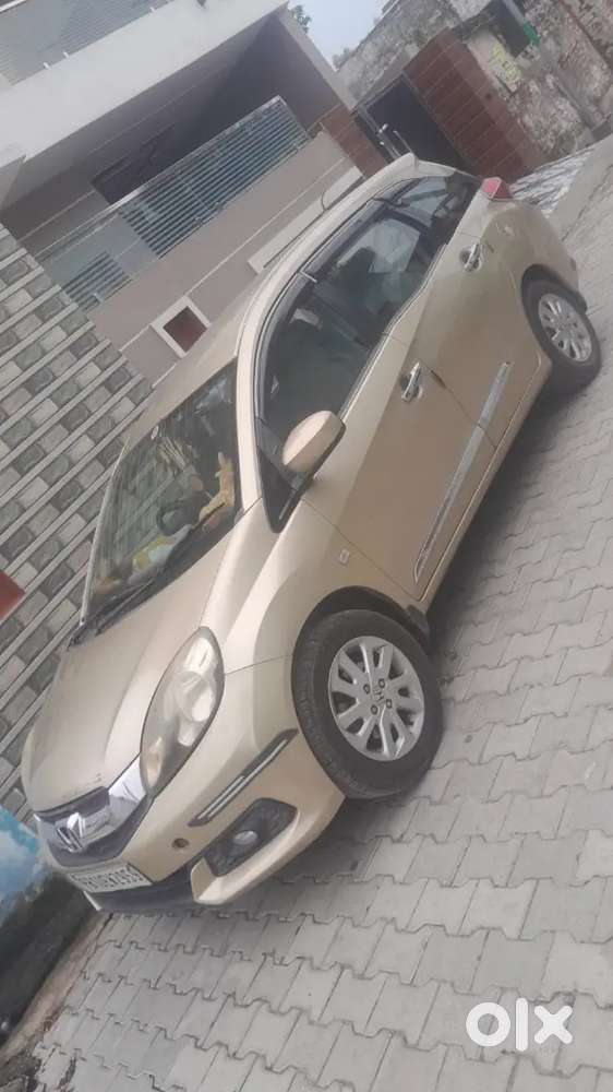Army Per Driver 7 Seater Family Car
