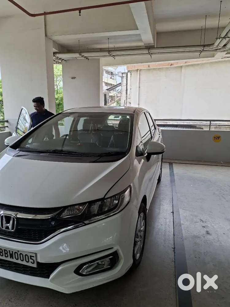 Brand New Condition Top End Automatic Jazz