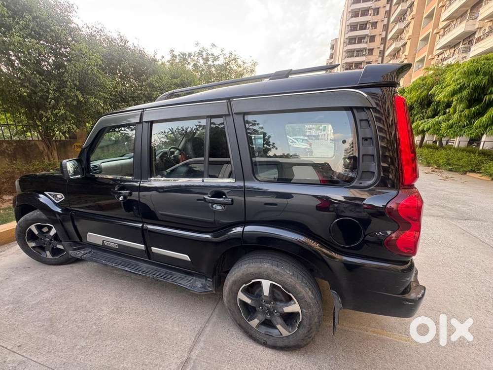 Mahindra Scorpio Classic 2023 Diesel Well Maintained