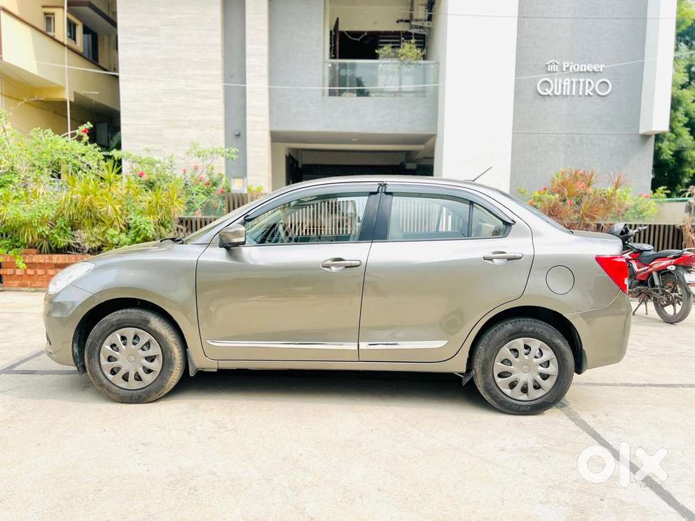 Maruti Suzuki Swift Dzire 1.3 Vxi, 2020, Petrol